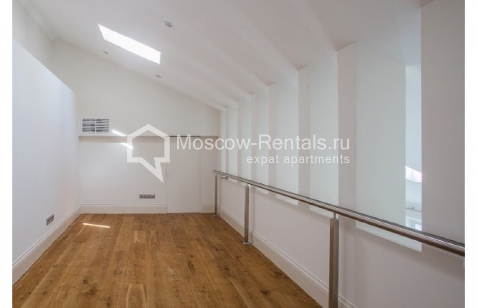 Photo #17 6-room (5 BR) apartment for <a href="http://moscow-rentals.ru/en/articles/long-term-rent" target="_blank">a long-term</a> rent
 in Russia, Moscow, Beregovaya str, 4К4