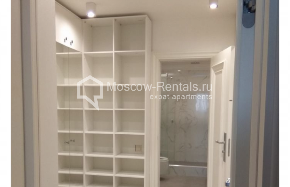 Photo #5 6-room (5 BR) apartment for <a href="http://moscow-rentals.ru/en/articles/long-term-rent" target="_blank">a long-term</a> rent
 in Russia, Moscow, Davydkovskaya str, 3