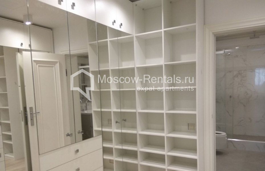 Photo #6 6-room (5 BR) apartment for <a href="http://moscow-rentals.ru/en/articles/long-term-rent" target="_blank">a long-term</a> rent
 in Russia, Moscow, Davydkovskaya str, 3