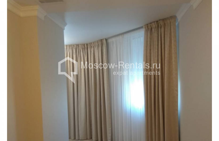 Photo #3 6-room (5 BR) apartment for <a href="http://moscow-rentals.ru/en/articles/long-term-rent" target="_blank">a long-term</a> rent
 in Russia, Moscow, Davydkovskaya str, 3