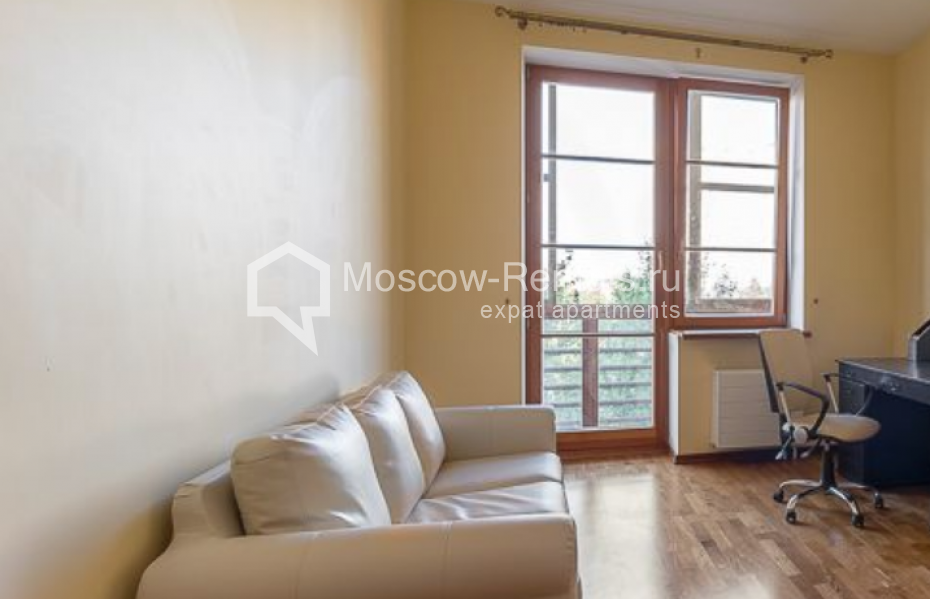 Photo #5 3-room (2 BR) apartment for <a href="http://moscow-rentals.ru/en/articles/long-term-rent" target="_blank">a long-term</a> rent
 in Russia, Moscow, Runovskyi lane, 10С1