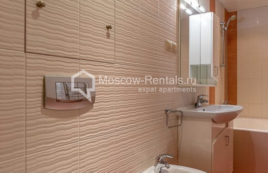 Photo #10 3-room (2 BR) apartment for <a href="http://moscow-rentals.ru/en/articles/long-term-rent" target="_blank">a long-term</a> rent
 in Russia, Moscow, Runovskyi lane, 10С1
