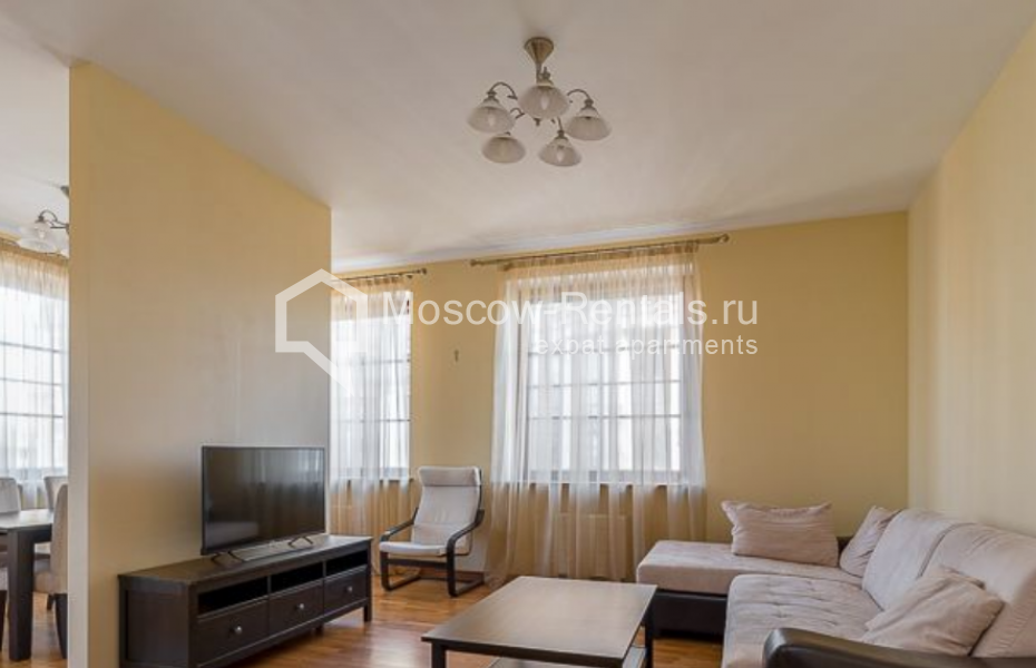 Photo #2 3-room (2 BR) apartment for <a href="http://moscow-rentals.ru/en/articles/long-term-rent" target="_blank">a long-term</a> rent
 in Russia, Moscow, Runovskyi lane, 10С1