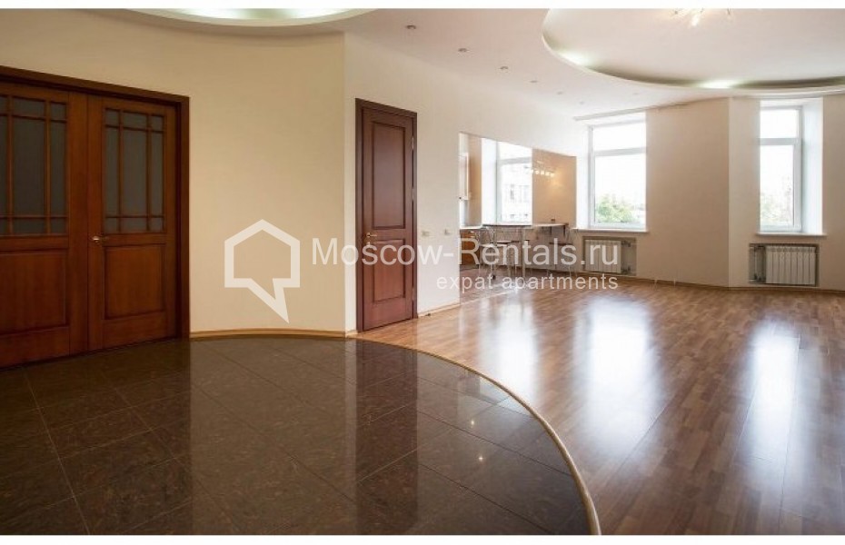 Photo #3 4-room (3 BR) apartment for <a href="http://moscow-rentals.ru/en/articles/long-term-rent" target="_blank">a long-term</a> rent
 in Russia, Moscow, Furmannyi lane, 24