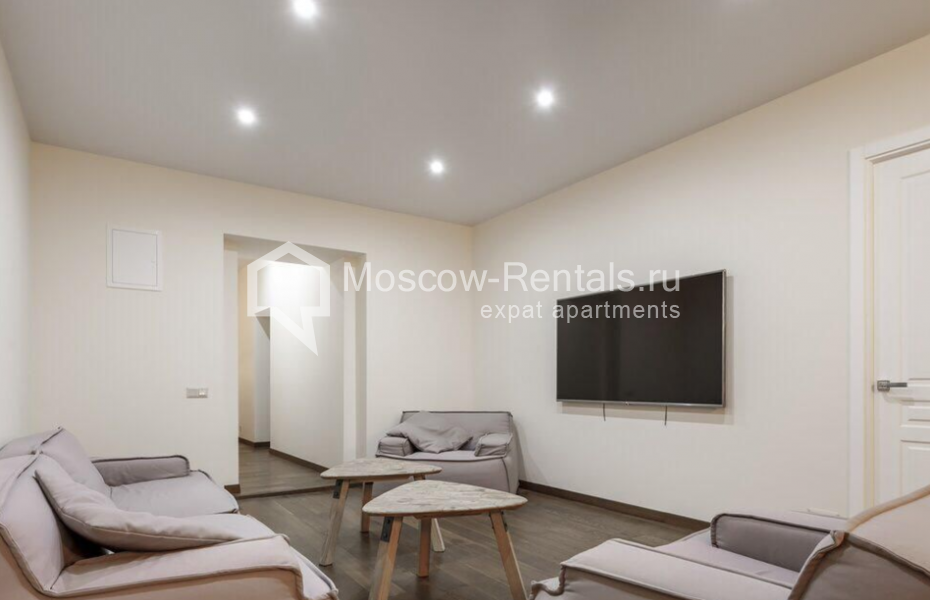 Photo #4 4-room (3 BR) apartment for <a href="http://moscow-rentals.ru/en/articles/long-term-rent" target="_blank">a long-term</a> rent
 in Russia, Moscow, Pokrovka str, 14/2