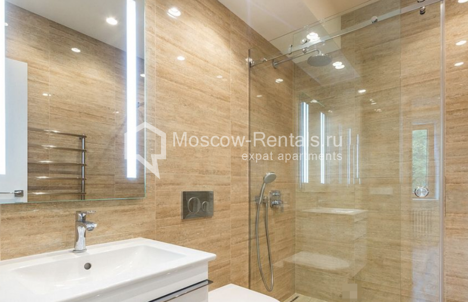 Photo #9 4-room (3 BR) apartment for <a href="http://moscow-rentals.ru/en/articles/long-term-rent" target="_blank">a long-term</a> rent
 in Russia, Moscow, Mashkova str, 13С1