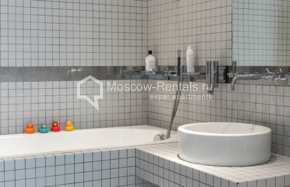 Photo #10 6-room (5 BR) apartment for <a href="http://moscow-rentals.ru/en/articles/long-term-rent" target="_blank">a long-term</a> rent
 in Russia, Moscow, Prechistenka str, 40/2С2