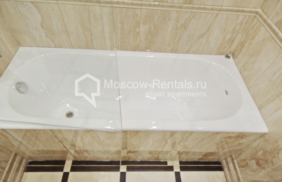 Photo #20 3-room (2 BR) apartment for <a href="http://moscow-rentals.ru/en/articles/long-term-rent" target="_blank">a long-term</a> rent
 in Russia, Moscow, Lobachevskogo str, 118к2