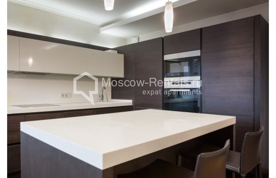 Photo #3 4-room (3 BR) apartment for <a href="http://moscow-rentals.ru/en/articles/long-term-rent" target="_blank">a long-term</a> rent
 in Russia, Moscow, Novocheremushinskaya str, 34 к1