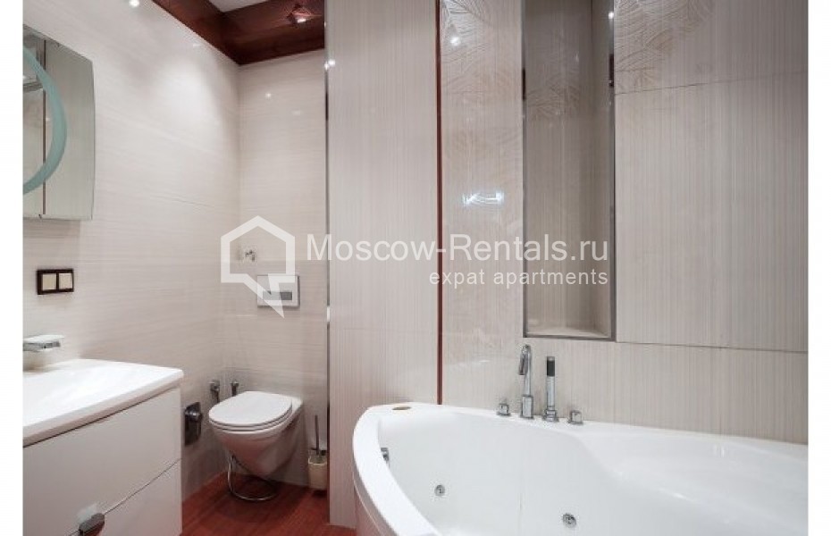 Photo #15 4-room (3 BR) apartment for <a href="http://moscow-rentals.ru/en/articles/long-term-rent" target="_blank">a long-term</a> rent
 in Russia, Moscow, Novocheremushinskaya str, 34 к1