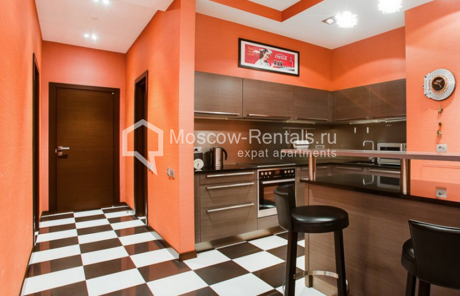 Photo #3 3-room (2 BR) apartment for <a href="http://moscow-rentals.ru/en/articles/long-term-rent" target="_blank">a long-term</a> rent
 in Russia, Moscow, Mosfilmovskaya str, 70к1