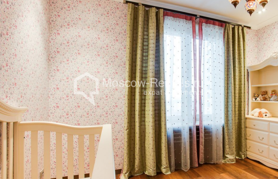 Photo #11 3-room (2 BR) apartment for <a href="http://moscow-rentals.ru/en/articles/long-term-rent" target="_blank">a long-term</a> rent
 in Russia, Moscow, Mosfilmovskaya str, 70к1