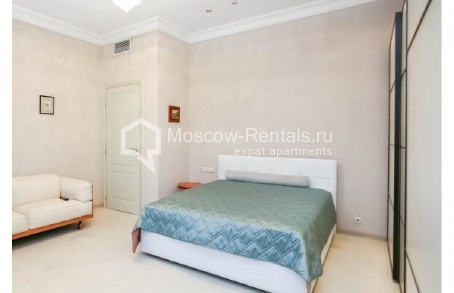 Photo #6 3-room (2 BR) apartment for <a href="http://moscow-rentals.ru/en/articles/long-term-rent" target="_blank">a long-term</a> rent
 in Russia, Moscow, Ostozhenka str, 27К1