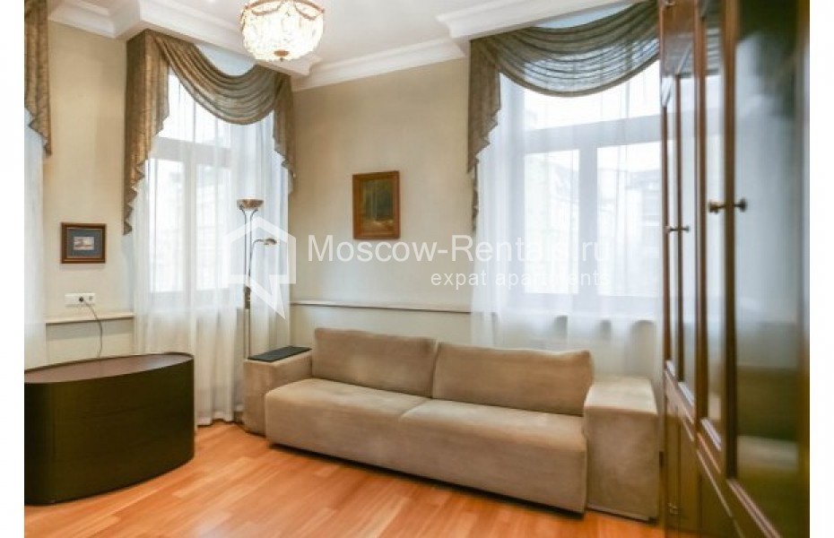 Photo #8 3-room (2 BR) apartment for <a href="http://moscow-rentals.ru/en/articles/long-term-rent" target="_blank">a long-term</a> rent
 in Russia, Moscow, Ostozhenka str, 27К1