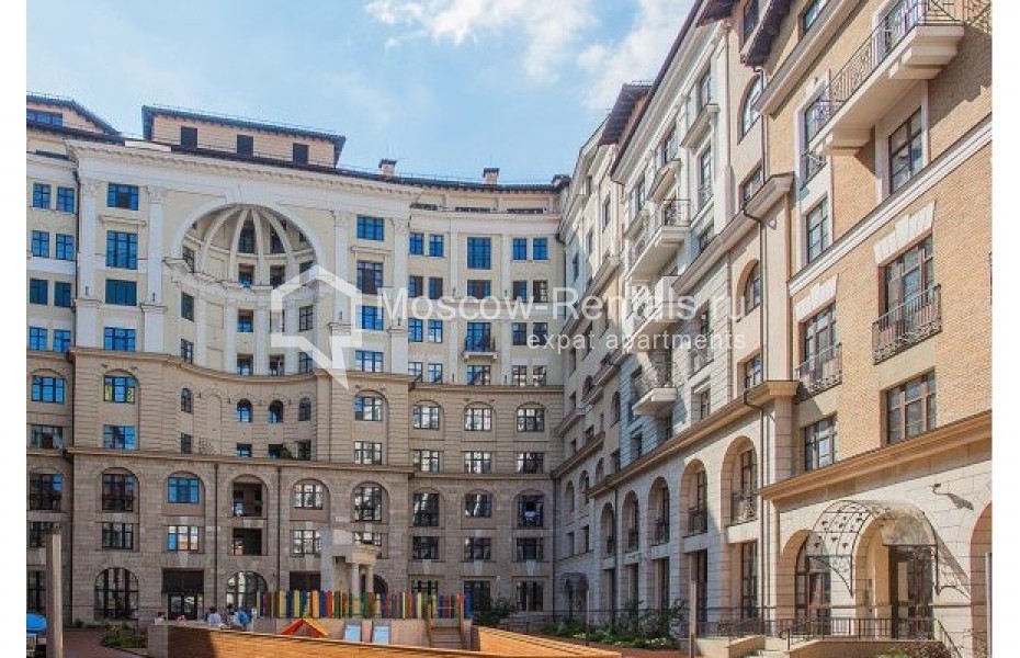 Photo #1 5-room (4 BR) apartment for <a href="http://moscow-rentals.ru/en/articles/long-term-rent" target="_blank">a long-term</a> rent
 in Russia, Moscow, Fadeeva str, 4А