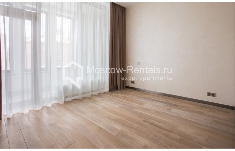 Photo #7 3-room (2 BR) apartment for <a href="http://moscow-rentals.ru/en/articles/long-term-rent" target="_blank">a long-term</a> rent
 in Russia, Moscow, Sadovnicheskaya str, 57/1