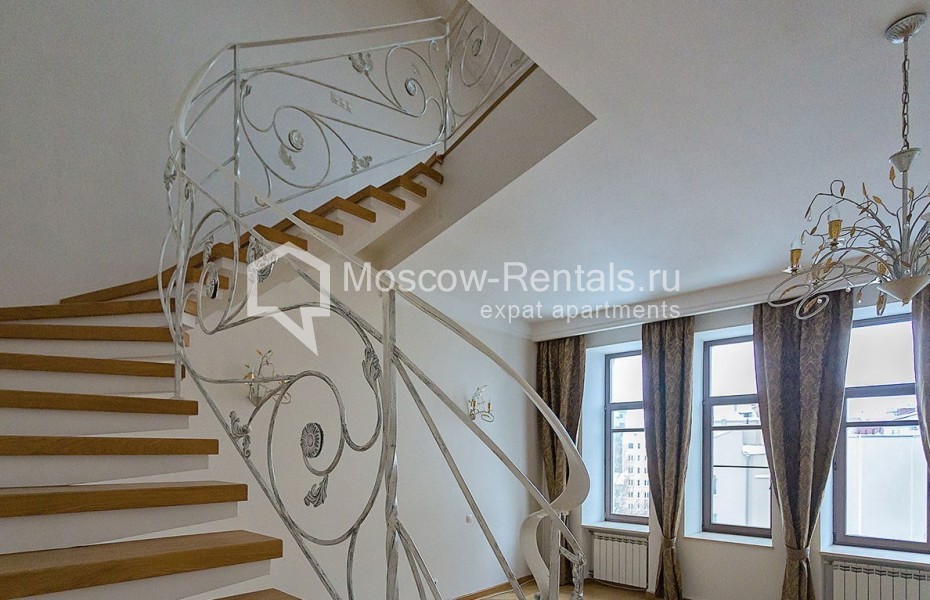 Photo #8 6-room (5 BR) apartment for <a href="http://moscow-rentals.ru/en/articles/long-term-rent" target="_blank">a long-term</a> rent
 in Russia, Moscow, Vorotnikovskyi lane, 4