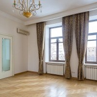 Photo #2 6-room (5 BR) apartment for <a href="http://moscow-rentals.ru/en/articles/long-term-rent" target="_blank">a long-term</a> rent
 in Russia, Moscow, Vorotnikovskyi lane, 4