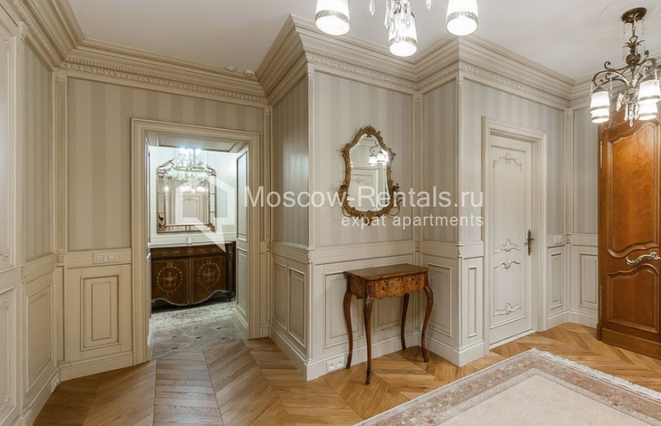 Photo #16 5-room (4 BR) apartment for <a href="http://moscow-rentals.ru/en/articles/long-term-rent" target="_blank">a long-term</a> rent
 in Russia, Moscow, Bogoslovskyi lane, 12А