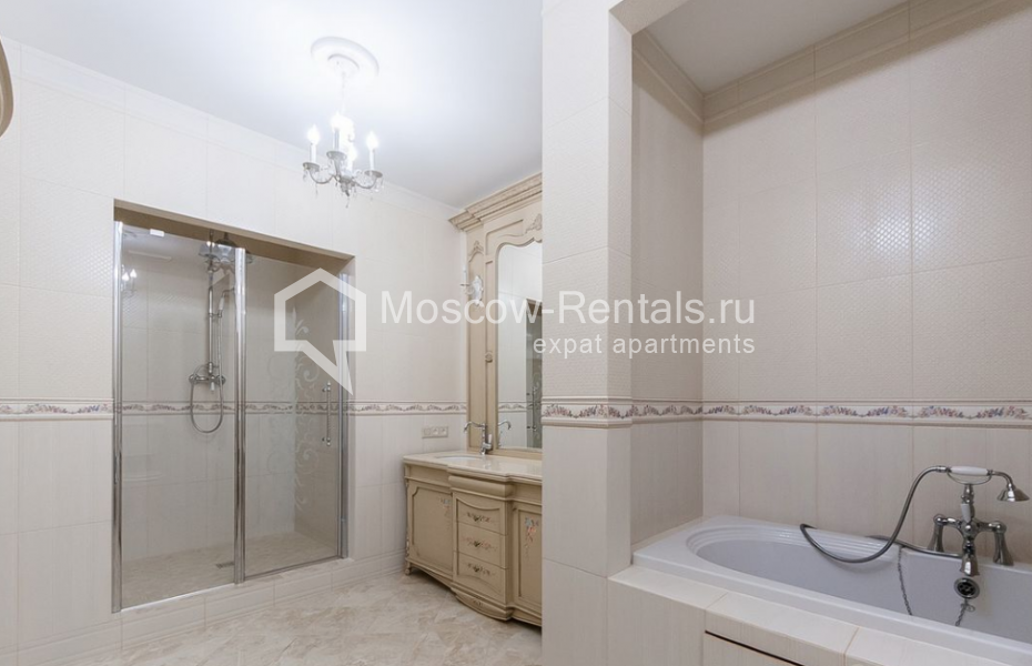 Photo #13 5-room (4 BR) apartment for <a href="http://moscow-rentals.ru/en/articles/long-term-rent" target="_blank">a long-term</a> rent
 in Russia, Moscow, Bogoslovskyi lane, 12А