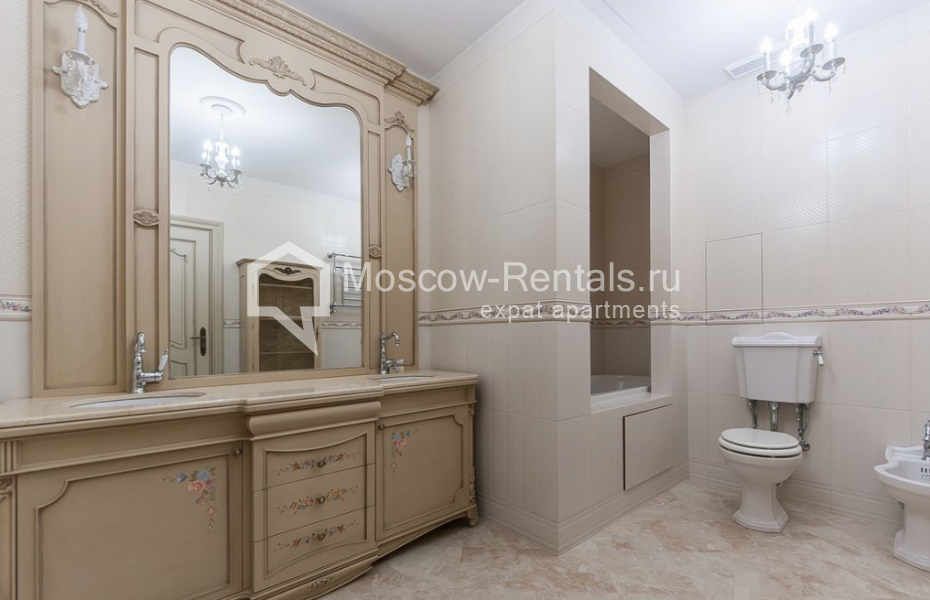 Photo #14 5-room (4 BR) apartment for <a href="http://moscow-rentals.ru/en/articles/long-term-rent" target="_blank">a long-term</a> rent
 in Russia, Moscow, Bogoslovskyi lane, 12А