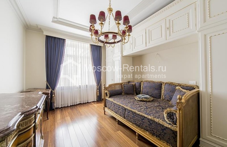 Photo #15 6-room (5 BR) apartment for <a href="http://moscow-rentals.ru/en/articles/long-term-rent" target="_blank">a long-term</a> rent
 in Russia, Moscow, 1-st Kolobovskyi lane, 14