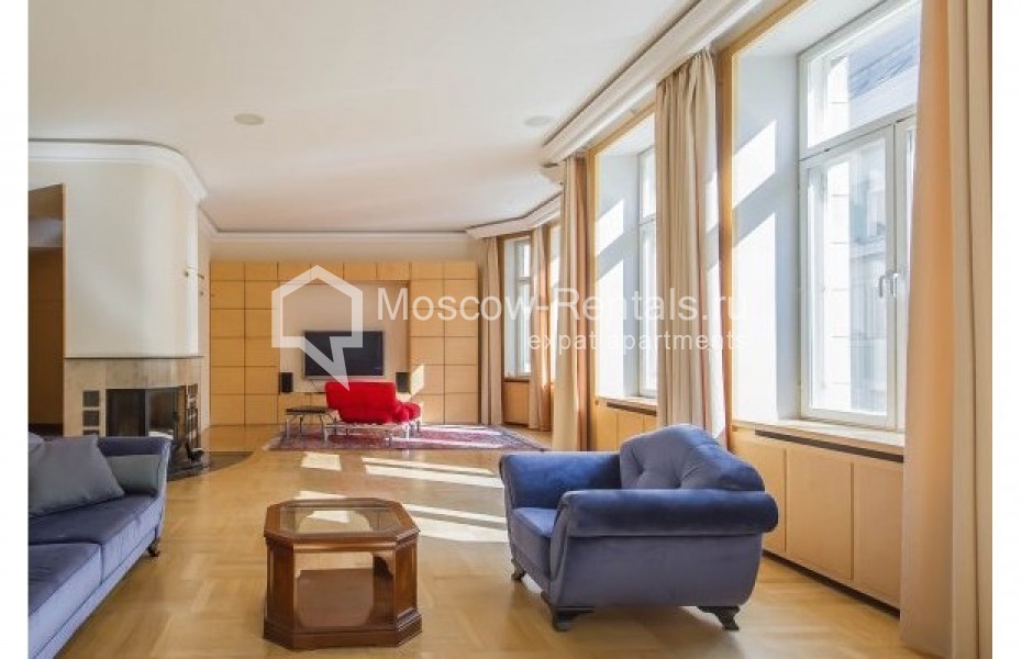 Photo #2 6-room (5 BR) apartment for <a href="http://moscow-rentals.ru/en/articles/long-term-rent" target="_blank">a long-term</a> rent
 in Russia, Moscow, Romanov lane, 5