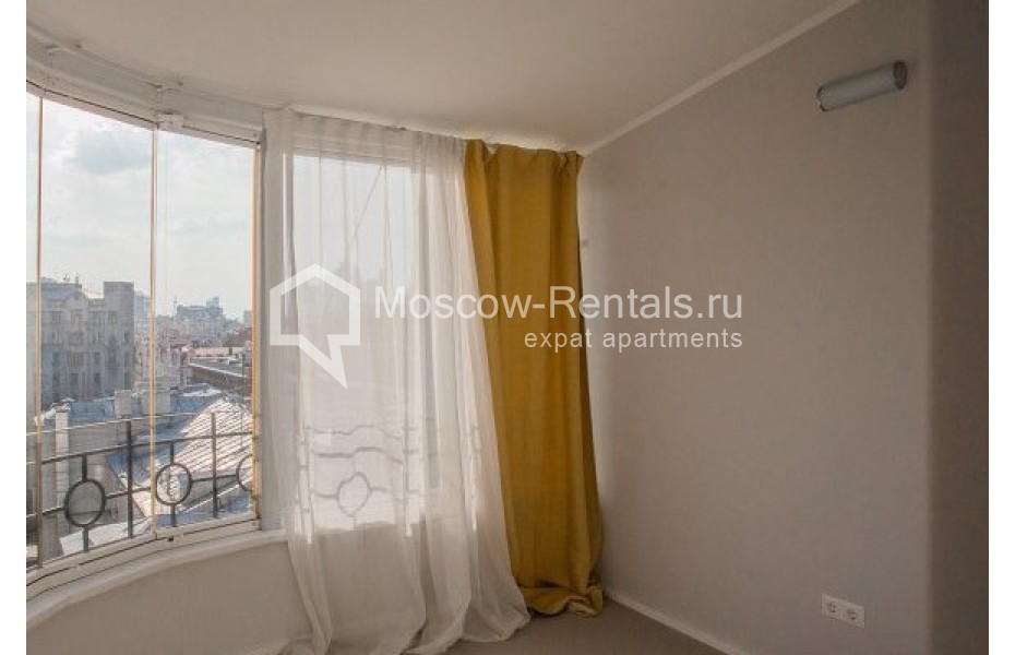 Photo #9 6-room (5 BR) apartment for <a href="http://moscow-rentals.ru/en/articles/long-term-rent" target="_blank">a long-term</a> rent
 in Russia, Moscow, Arbat str, 27/47