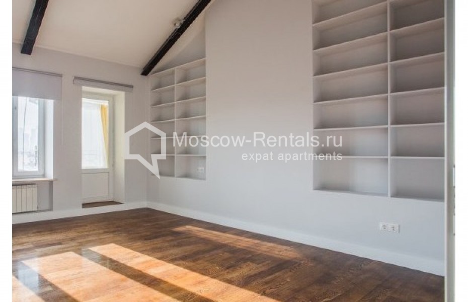 Photo #11 6-room (5 BR) apartment for <a href="http://moscow-rentals.ru/en/articles/long-term-rent" target="_blank">a long-term</a> rent
 in Russia, Moscow, Arbat str, 27/47