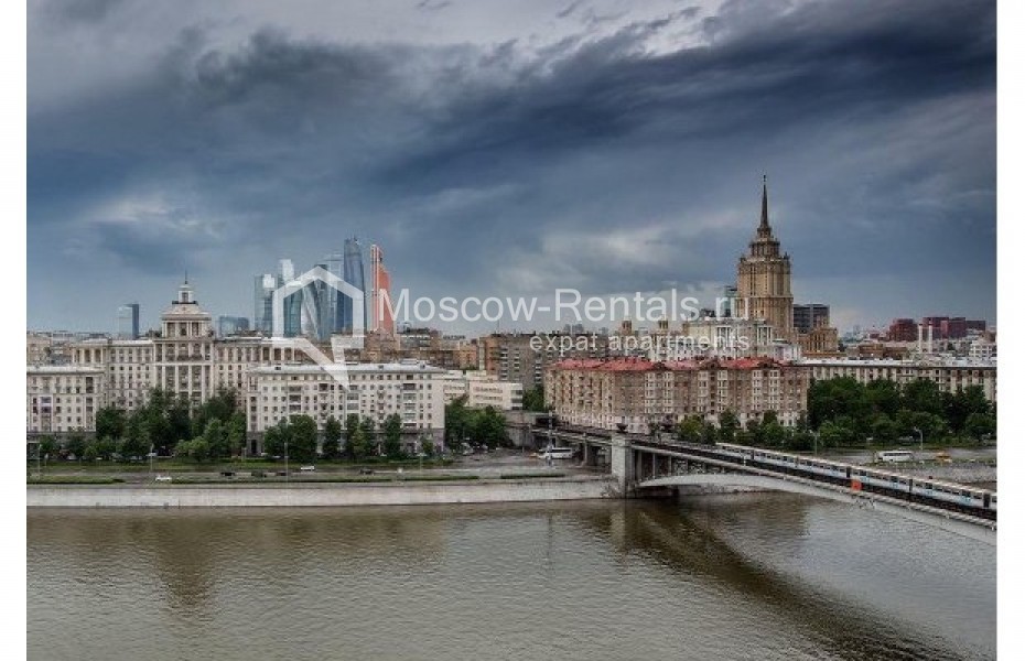 Photo #14 5-room (4 BR) apartment for <a href="http://moscow-rentals.ru/en/articles/long-term-rent" target="_blank">a long-term</a> rent
 in Russia, Moscow, Smolenskaya emb., 2