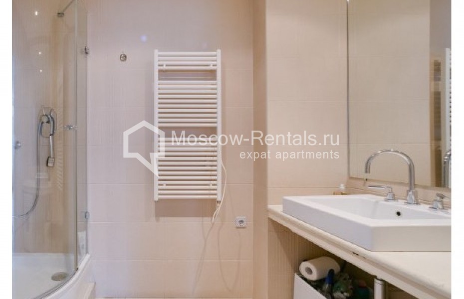 Photo #9 3-room (2 BR) apartment for <a href="http://moscow-rentals.ru/en/articles/long-term-rent" target="_blank">a long-term</a> rent
 in Russia, Moscow, Malaya Ordynka str, 3