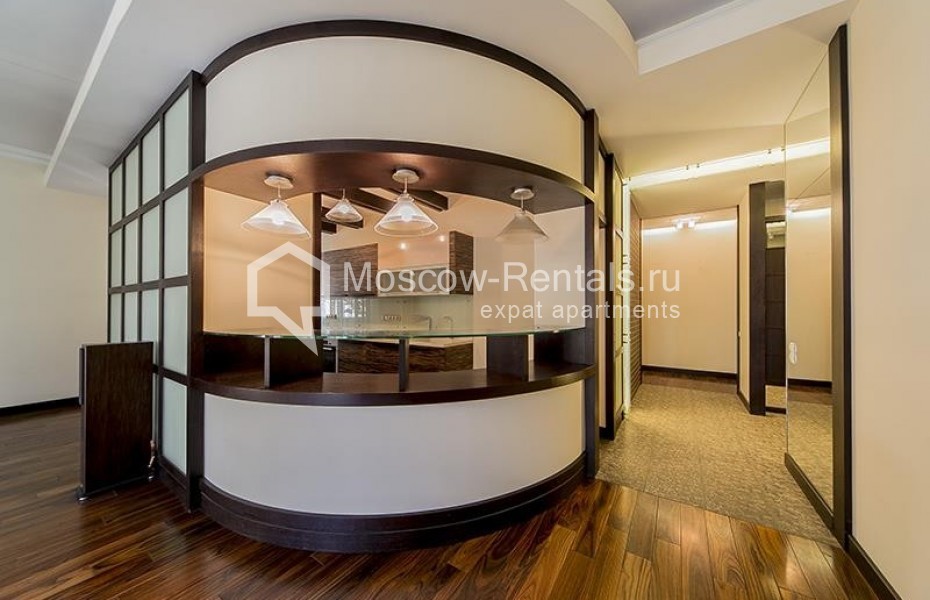 Photo #2 4-room (3 BR) apartment for <a href="http://moscow-rentals.ru/en/articles/long-term-rent" target="_blank">a long-term</a> rent
 in Russia, Moscow, Burdenko str, 10