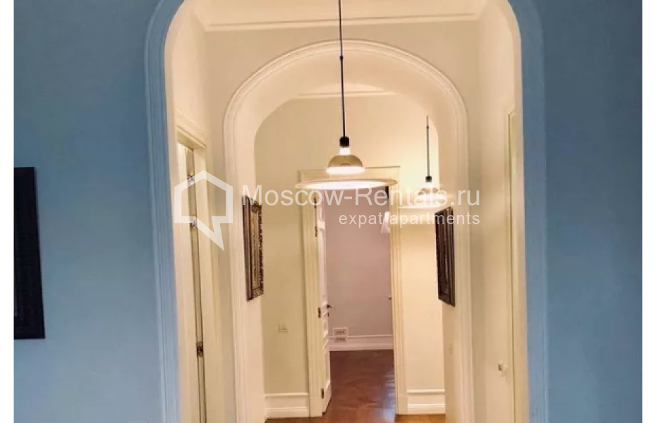 Photo #11 4-room (3 BR) apartment for <a href="http://moscow-rentals.ru/en/articles/long-term-rent" target="_blank">a long-term</a> rent
 in Russia, Moscow, Skatertnyi lane., 22