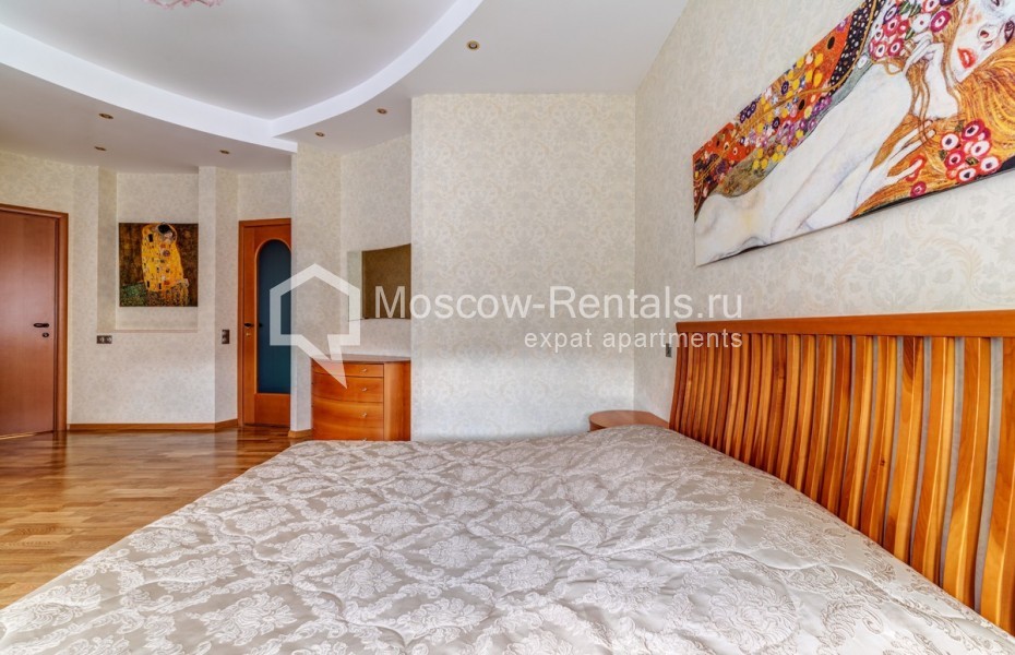 Photo #23 4-room (3 BR) apartment for <a href="http://moscow-rentals.ru/en/articles/long-term-rent" target="_blank">a long-term</a> rent
 in Russia, Moscow, Yakovoapostolskyi lane, 9С3