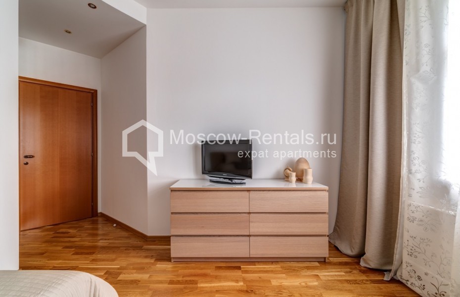 Photo #39 4-room (3 BR) apartment for <a href="http://moscow-rentals.ru/en/articles/long-term-rent" target="_blank">a long-term</a> rent
 in Russia, Moscow, Yakovoapostolskyi lane, 9С3