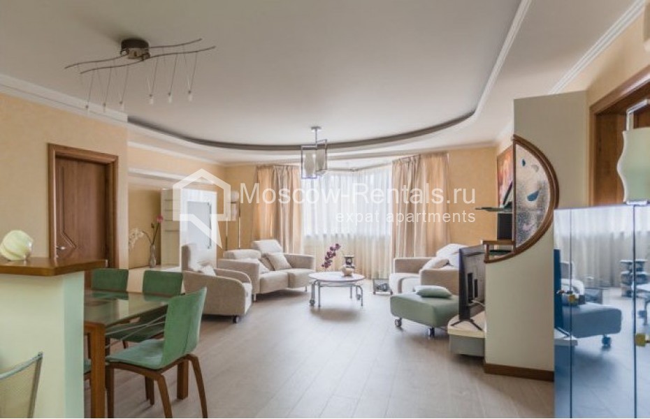 Photo #1 3-room (2 BR) apartment for <a href="http://moscow-rentals.ru/en/articles/long-term-rent" target="_blank">a long-term</a> rent
 in Russia, Moscow, Zoologicheskaya str, 28С2