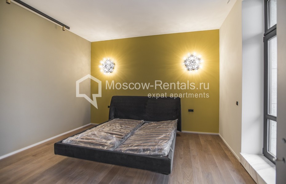 Photo #9 3-room (2 BR) apartment for <a href="http://moscow-rentals.ru/en/articles/long-term-rent" target="_blank">a long-term</a> rent
 in Russia, Moscow, Zvonarskyi lane, 3
