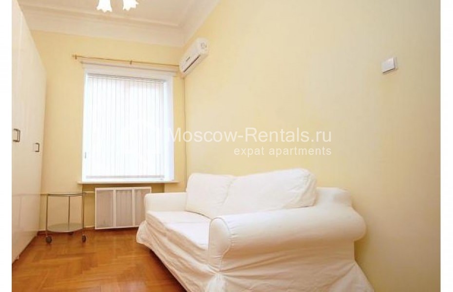 Photo #6 4-room (3 BR) apartment for <a href="http://moscow-rentals.ru/en/articles/long-term-rent" target="_blank">a long-term</a> rent
 in Russia, Moscow, Tverskaya str., 27С1