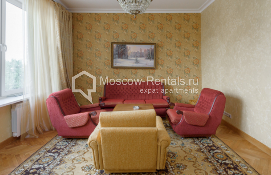 Photo #3 3-room (2 BR) apartment for <a href="http://moscow-rentals.ru/en/articles/long-term-rent" target="_blank">a long-term</a> rent
 in Russia, Moscow, Spiridonovka str, 12