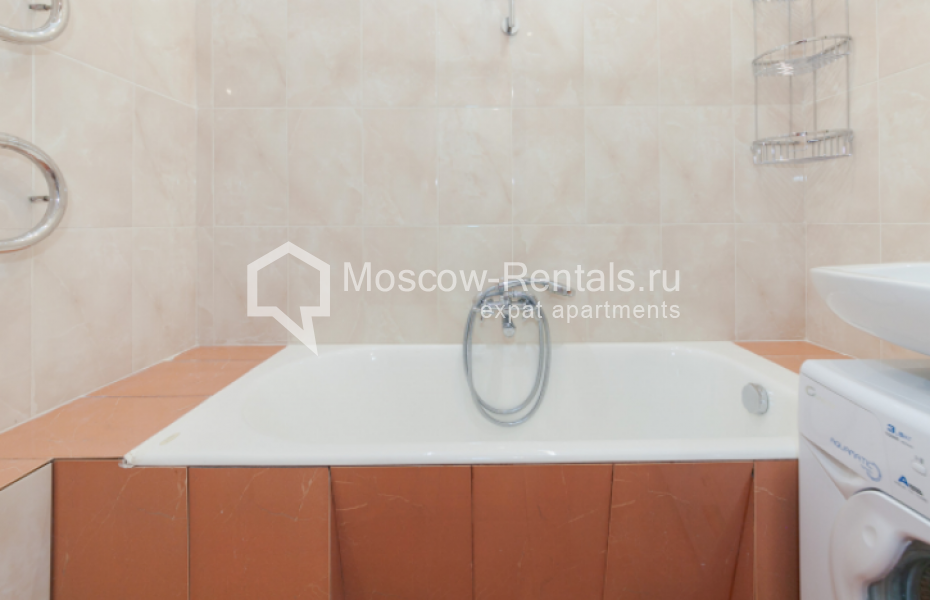 Photo #9 3-room (2 BR) apartment for <a href="http://moscow-rentals.ru/en/articles/long-term-rent" target="_blank">a long-term</a> rent
 in Russia, Moscow, Trekhprudnyi lane, 6