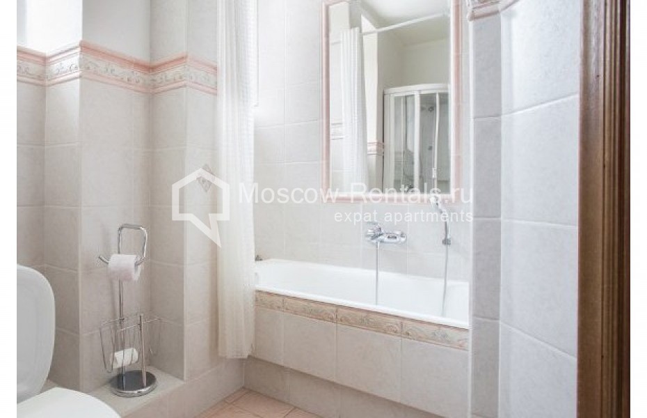 Photo #11 3-room (2 BR) apartment for <a href="http://moscow-rentals.ru/en/articles/long-term-rent" target="_blank">a long-term</a> rent
 in Russia, Moscow, Malaya Bronnaya str, 16