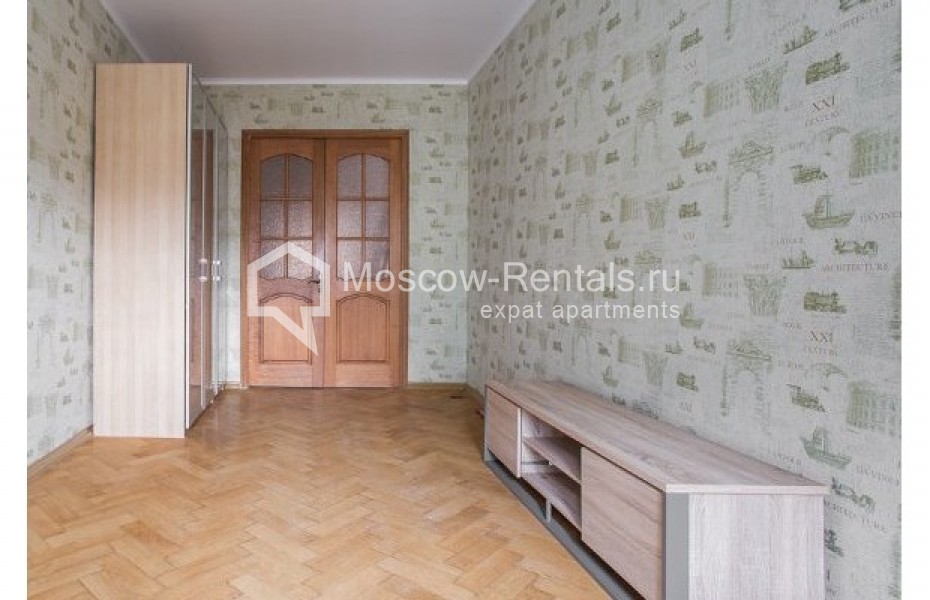 Photo #8 3-room (2 BR) apartment for <a href="http://moscow-rentals.ru/en/articles/long-term-rent" target="_blank">a long-term</a> rent
 in Russia, Moscow, Malaya Bronnaya str, 16