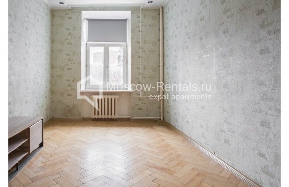 Photo #9 3-room (2 BR) apartment for <a href="http://moscow-rentals.ru/en/articles/long-term-rent" target="_blank">a long-term</a> rent
 in Russia, Moscow, Malaya Bronnaya str, 16