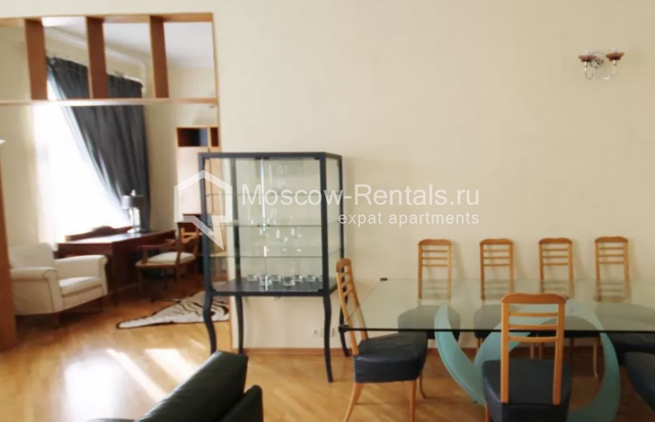 Photo #3 4-room (3 BR) apartment for <a href="http://moscow-rentals.ru/en/articles/long-term-rent" target="_blank">a long-term</a> rent
 in Russia, Moscow, Malaya Bronnaya str, 31/13