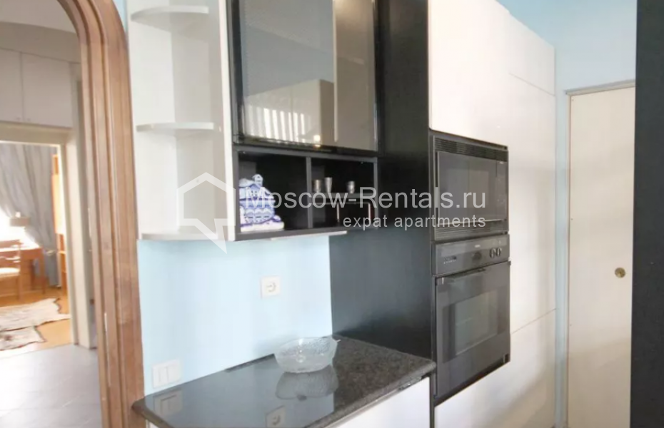 Photo #17 4-room (3 BR) apartment for <a href="http://moscow-rentals.ru/en/articles/long-term-rent" target="_blank">a long-term</a> rent
 in Russia, Moscow, Malaya Bronnaya str, 31/13