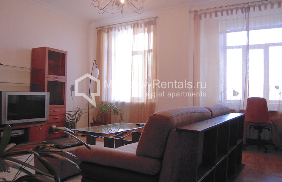 Photo #2 3-room (2 BR) apartment for <a href="http://moscow-rentals.ru/en/articles/long-term-rent" target="_blank">a long-term</a> rent
 in Russia, Moscow, Spiridonievskyi lane, 10А