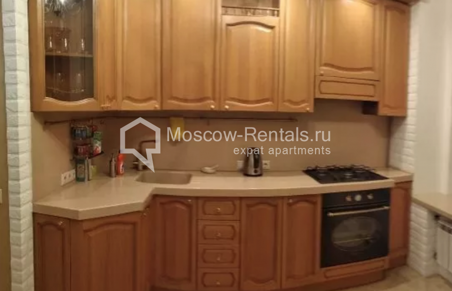 Photo #6 4-room (3 BR) apartment for <a href="http://moscow-rentals.ru/en/articles/long-term-rent" target="_blank">a long-term</a> rent
 in Russia, Moscow, Spiridoniveskyi lane, 5С2