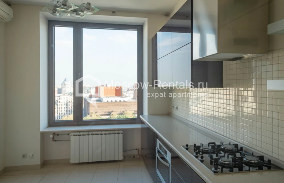 Photo #4 3-room (2 BR) apartment for <a href="http://moscow-rentals.ru/en/articles/long-term-rent" target="_blank">a long-term</a> rent
 in Russia, Moscow, Bolshaya Bronnaya str, 19
