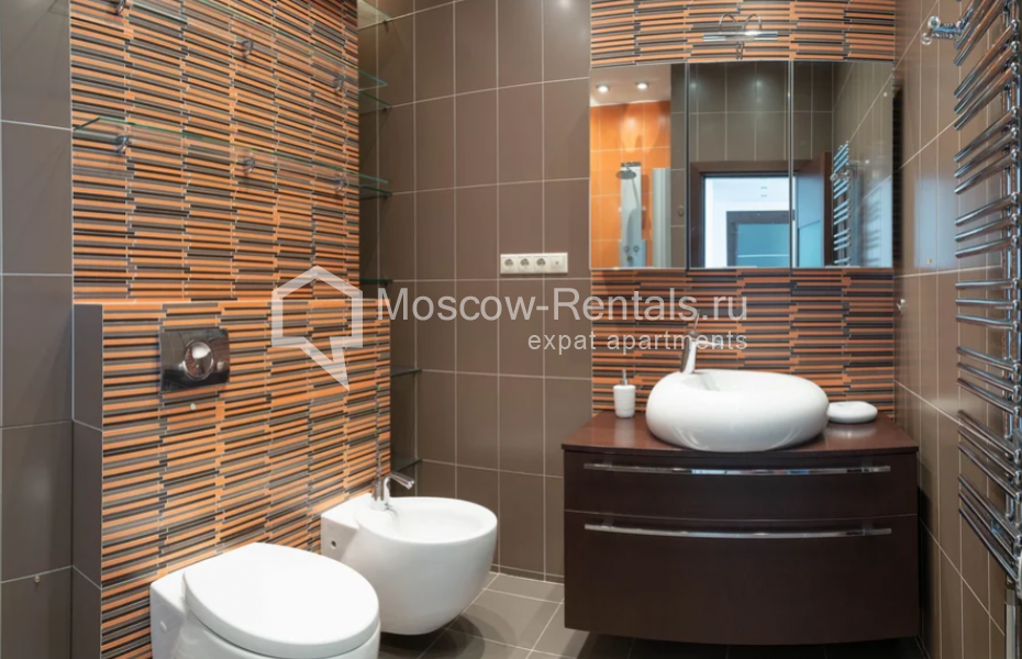 Photo #10 3-room (2 BR) apartment for <a href="http://moscow-rentals.ru/en/articles/long-term-rent" target="_blank">a long-term</a> rent
 in Russia, Moscow, Bolshaya Bronnaya str, 19
