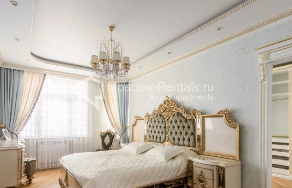 Photo #6 4-room (3 BR) apartment for <a href="http://moscow-rentals.ru/en/articles/long-term-rent" target="_blank">a long-term</a> rent
 in Russia, Moscow, Lomonosovskyi lane, 25к3